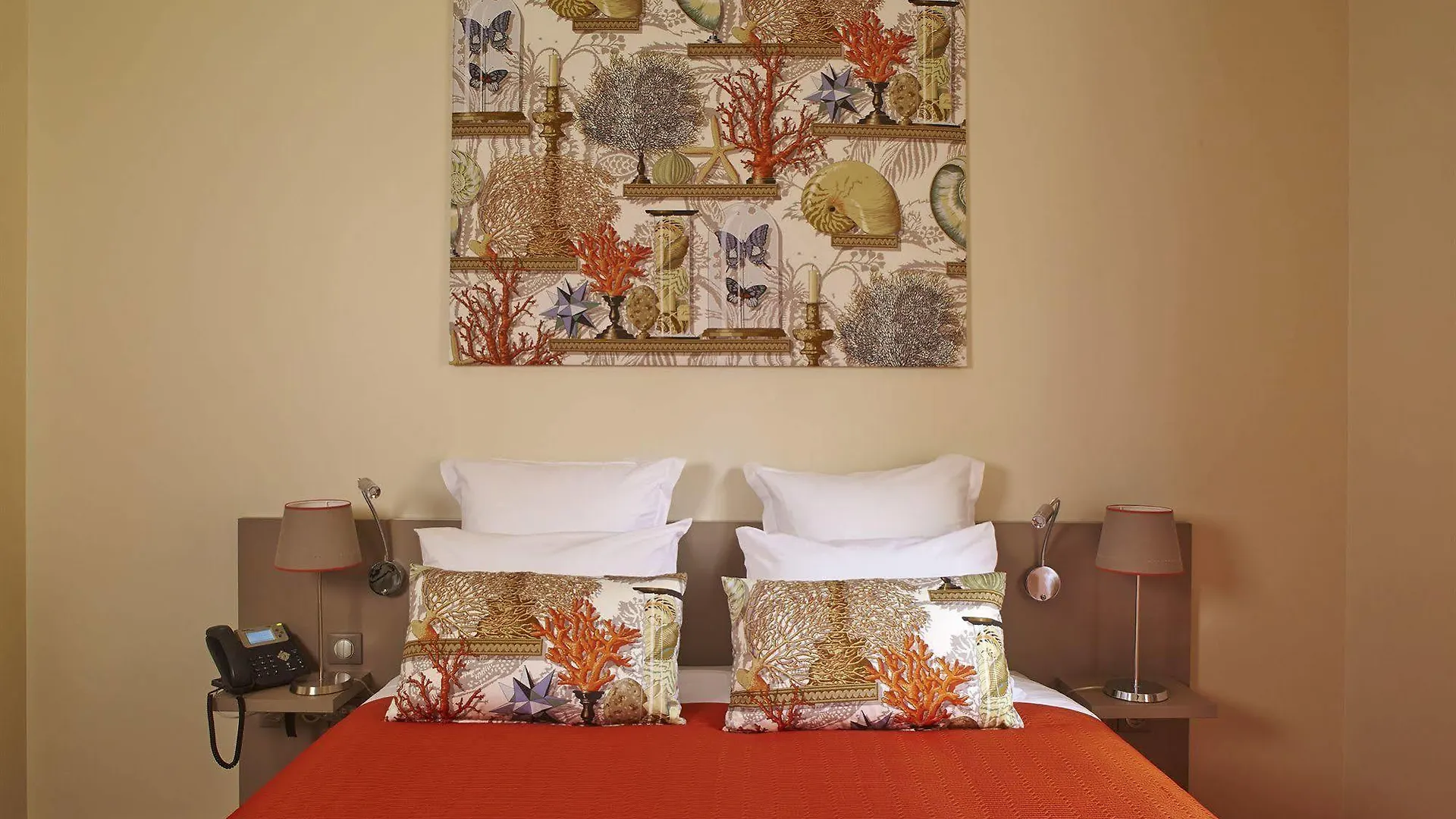 Hotel Les Herbes Folles Mauregard 4*,